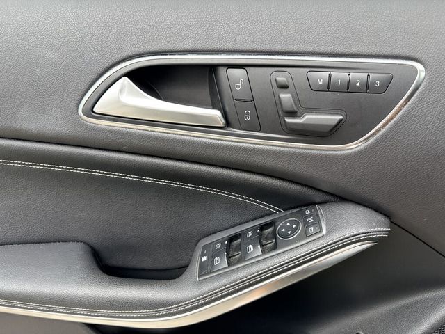 M-BENZ賓士 GLA200  第8張相片