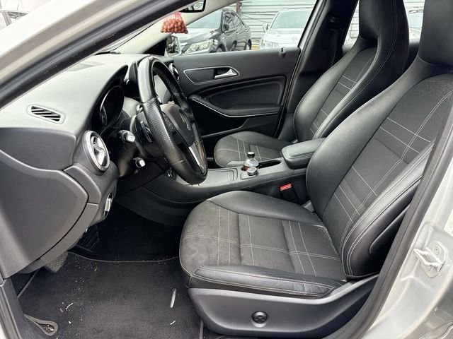 M-BENZ賓士 GLA200  第9張相片