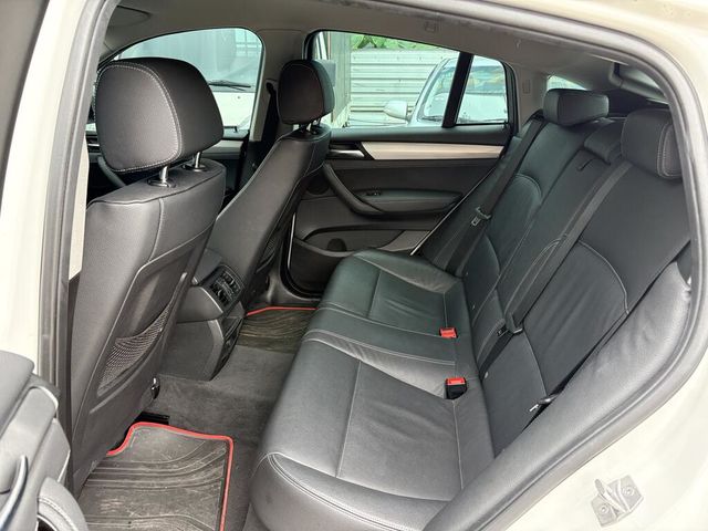 BMW寶馬 X4 XDRIVE28I  第10張相片