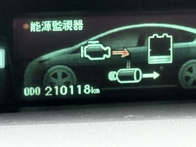 TOYOTA豐田 PRIUS  第7張相片