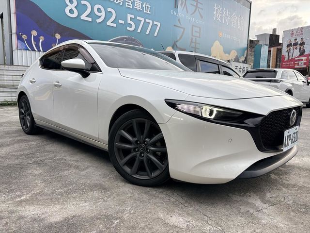 MAZDA馬自達 MAZDA 3  第3張相片