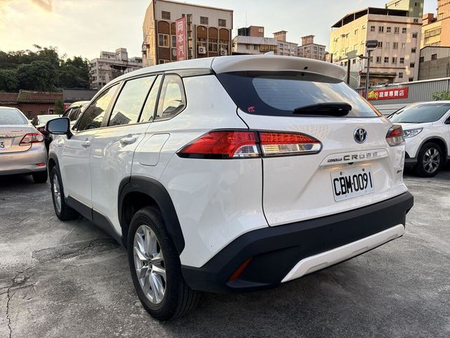 TOYOTA豐田 COROLLA CROSS HYBRID  第4張相片