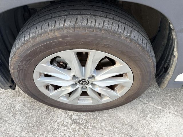 TOYOTA豐田 COROLLA CROSS HYBRID  第13張相片