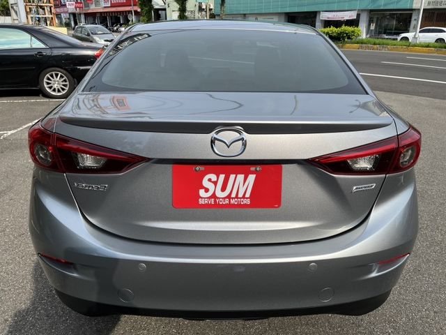 ❱❱❱魂動MAZDA3✧頂級版天窗✧馬力大✧靈敏好操控✅盲點✅都會型煞車輔助✅循跡防滑 ✅胎壓偵測★歡迎蒞臨賞車試乘★  第8張相片