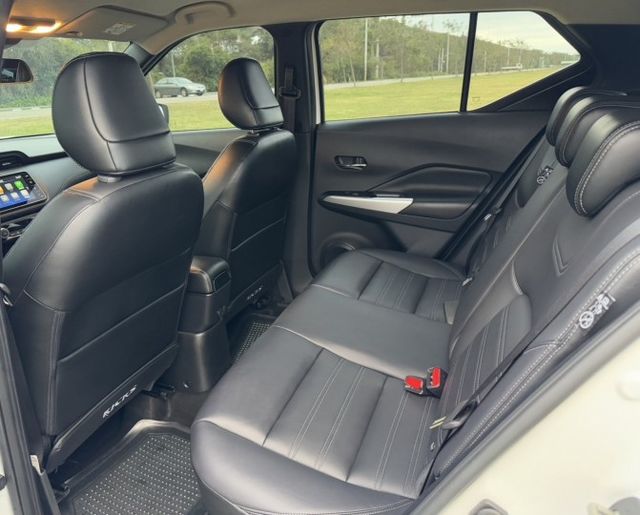 2019 Nissan Kicks 1.5僅跑8萬多✅I KEY✅恆溫空調✅定速✅環境系統✅循跡防滑★歡迎蒞臨賞車試乘★  第13張相片