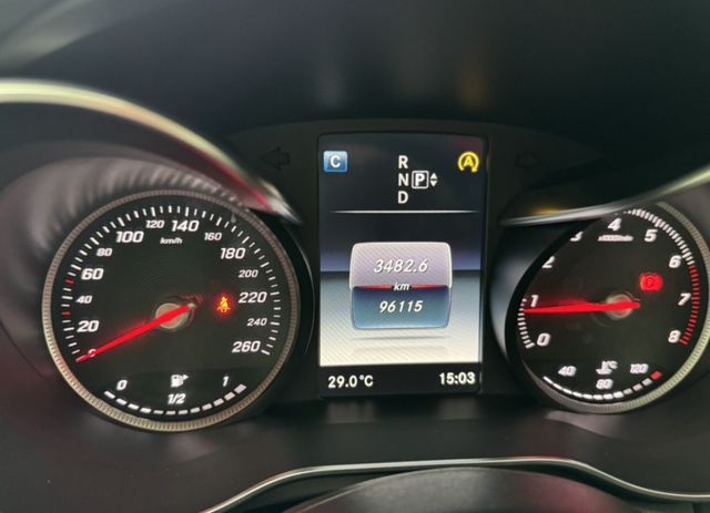 2015 Benz Class C180僅跑 9 萬多KM✅恆溫空調✅分區溫控✅定速巡航✅循跡防滑★歡迎蒞臨賞車試乘★  第3張相片