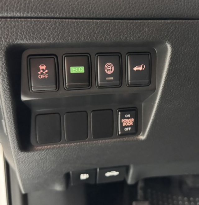 2019 Nissan X-Trail 2.0 2WD 智行版~僅跑6萬多KM✅I KEY✅恆溫空調✅定速巡航✅環景影像  第10張相片