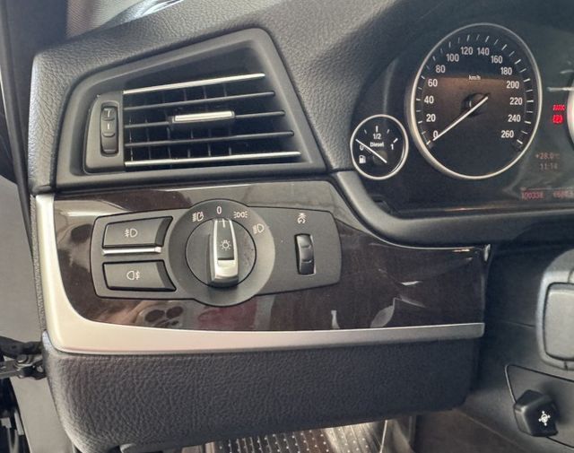 2013 BMW 520D M5套件~僅跑１０萬多KM✅I KEY✅恆溫空調✅空力套件✅雙前座跑車座椅★歡迎蒞臨賞車試乘  第11張相片