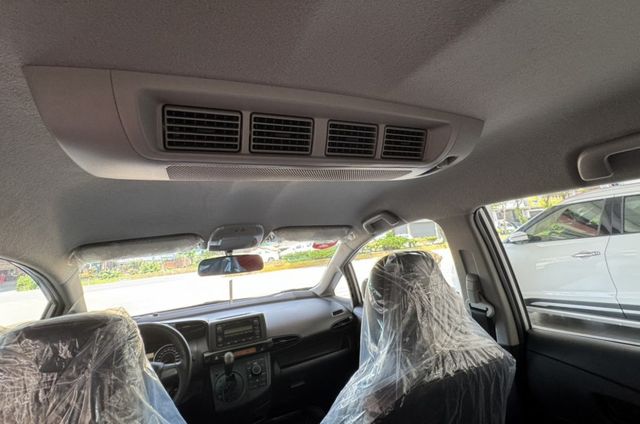 2010 TOYOTA WISH J~僅跑１７萬多KM✅恆溫空調✅蜂鳴式倒車輔助系統✅後視鏡方向指示燈★歡迎蒞臨賞車試  第10張相片