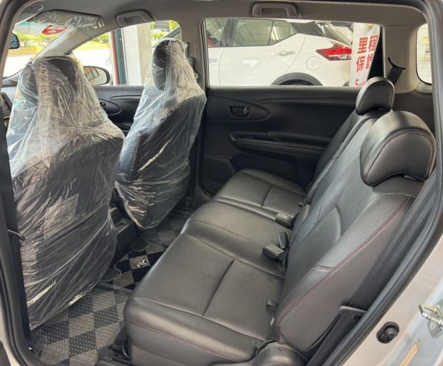 2010 TOYOTA WISH J~僅跑１７萬多KM✅恆溫空調✅蜂鳴式倒車輔助系統✅後視鏡方向指示燈★歡迎蒞臨賞車試  第12張相片