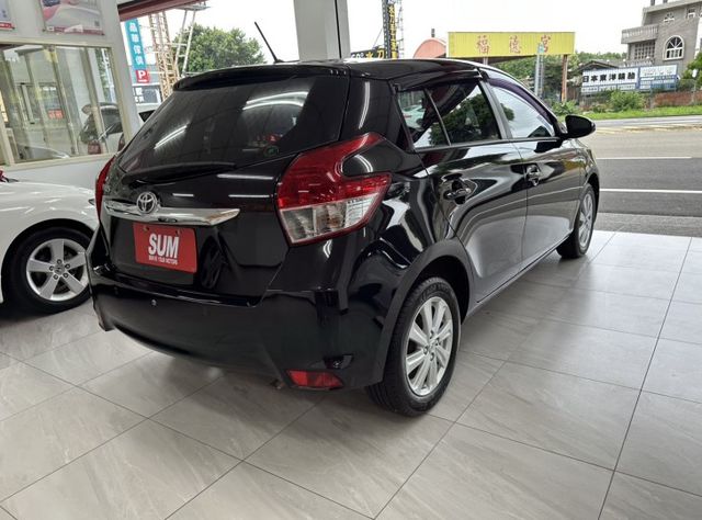 2017 TOYOTA YARIS~僅跑７萬多KM✅恆溫空調✅蜂鳴式倒車輔助系統✅ 電子煞車力道輔助★歡迎蒞臨賞車試乘★  第14張相片