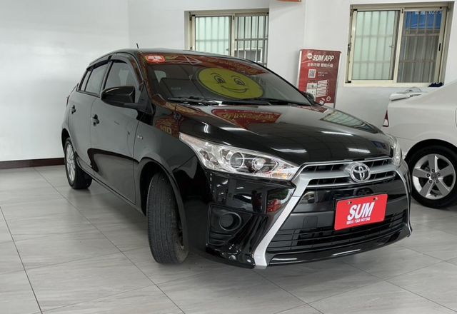 2017 TOYOTA YARIS~僅跑７萬多KM✅恆溫空調✅蜂鳴式倒車輔助系統✅ 電子煞車力道輔助★歡迎蒞臨賞車試乘★  第18張相片