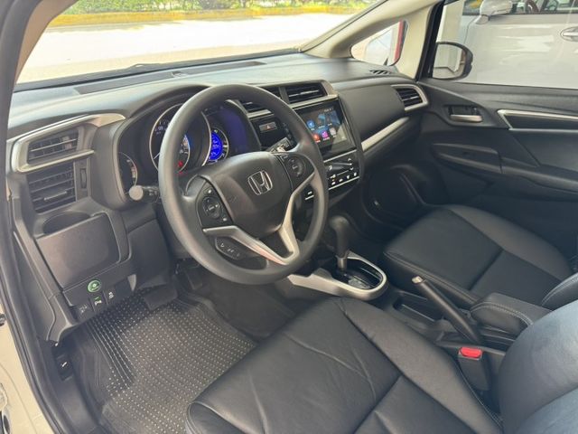 2019 HONDA FIT 1.5 S僅跑萬15萬多KM✅I KEY ✅方向盤快控鍵✅換檔撥片✅中控螢幕✅恆溫空調  第5張相片