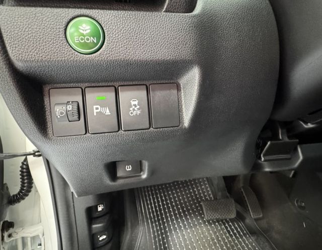 2019 HONDA FIT 1.5 S僅跑萬15萬多KM✅I KEY ✅方向盤快控鍵✅換檔撥片✅中控螢幕✅恆溫空調  第9張相片