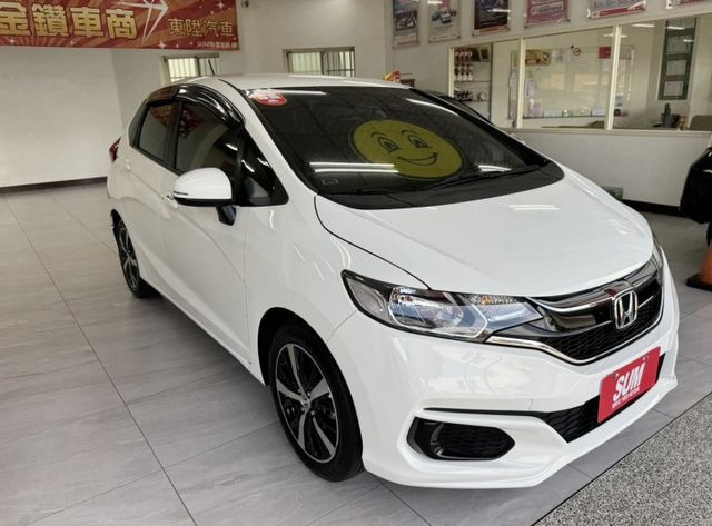 2019 HONDA FIT 1.5 S僅跑萬15萬多KM✅I KEY ✅方向盤快控鍵✅換檔撥片✅中控螢幕✅恆溫空調  第18張相片