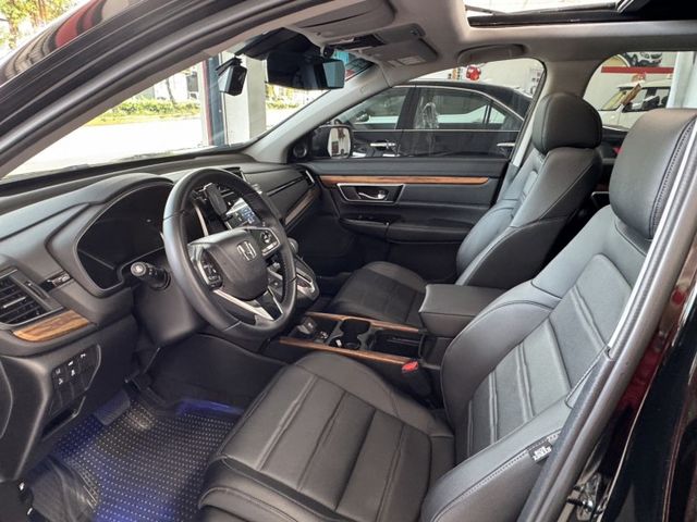 運動休旅車 2019 HONDA CRV 1.5 S僅跑５萬多KM～保證里程✅I KEY✅全景天窗✅電動尾門  第4張相片