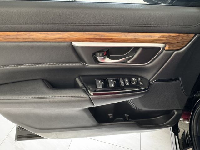 運動休旅車 2019 HONDA CRV 1.5 S僅跑５萬多KM～保證里程✅I KEY✅全景天窗✅電動尾門  第13張相片