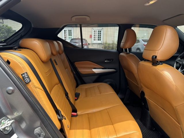 2022 NISSAN KICKS智行旗艦版~僅跑３萬多KM✅I KEY✅空力套件✅環景影像✅定速✅恆溫✅車頂行李架  第5張相片