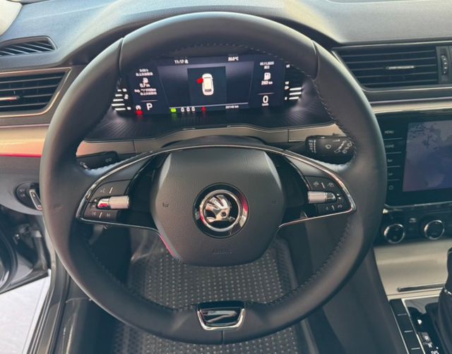 2023 SKODA SUPERB 菁英版 僅跑2萬多KM✅I KEY✅導航✅倒車影像✅定速巡航✅電動尾門✅恆溫空調  第7張相片