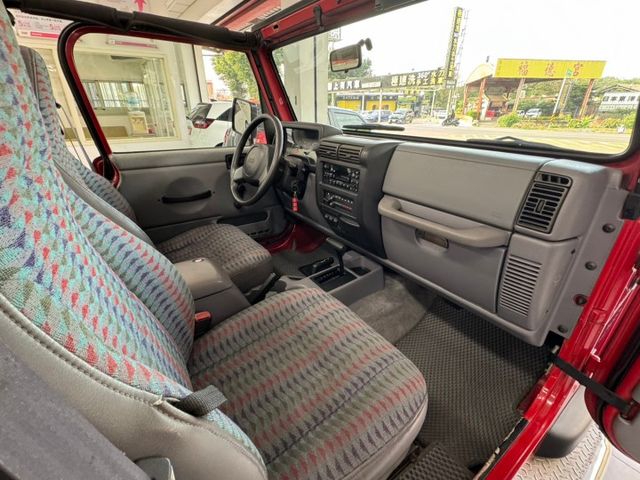 ❱❱❱SPORT 四驅吉普✅安全氣囊✅音響主機✅原汁原味✅威力曠野✅驚異完整度里程保證✅選舉造勢無敵手★歡迎賞車試乘★  第5張相片