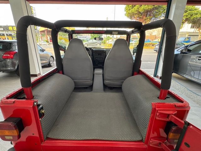 ❱❱❱SPORT 四驅吉普✅安全氣囊✅音響主機✅原汁原味✅威力曠野✅驚異完整度里程保證✅選舉造勢無敵手★歡迎賞車試乘★  第13張相片