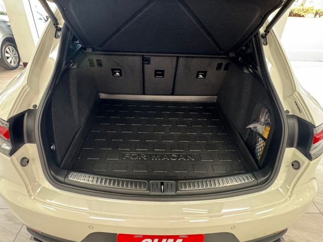 運動休旅車2021 PORSCHE MACAN 2.0T~僅跑３萬多KM✅20吋鋁圈✅原廠保養✅四輪新胎✅I KEY  第13張相片