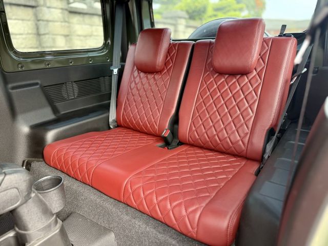 2023 SUZUKI JIMNY 實跑６萬多KM✅定速巡航✅方向盤快控鍵✅恆溫空調✅中控螢幕✅倒車雷達✅倒車影像輔助  第9張相片