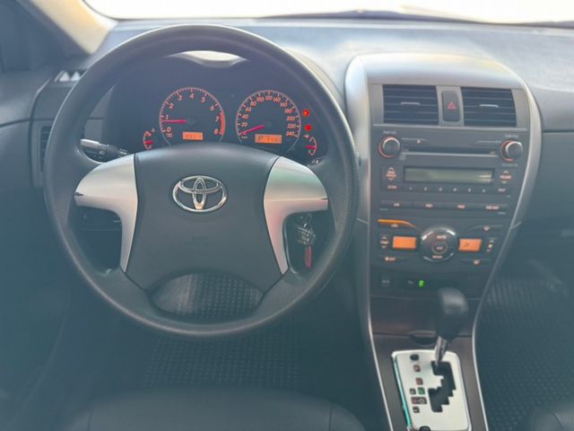 2012 TOYOTA COROLLA ALTIS 實跑9萬多KM✅定速巡航✅方向盤快控鍵✅恆溫空調✅倒車雷達  第8張相片