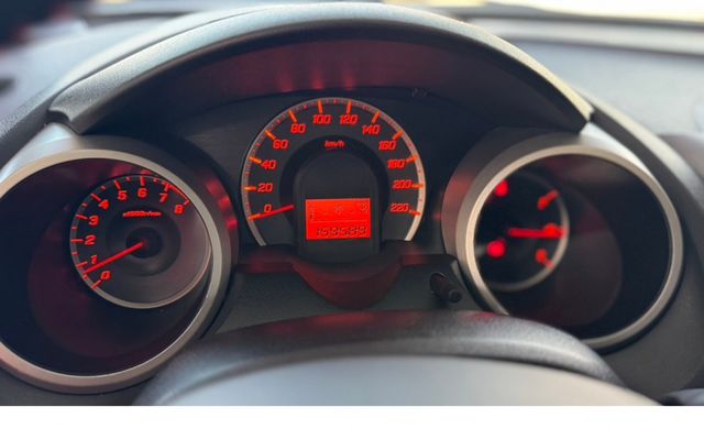 2014 HONDA FIT 1.5 VTi-S僅跑15萬多KM✅定速巡航✅恆溫空調✅換檔撥片✅方向盤快控鍵✅電動折疊後  第5張相片