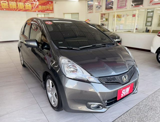 2014 HONDA FIT 1.5 VTi-S僅跑15萬多KM✅定速巡航✅恆溫空調✅換檔撥片✅方向盤快控鍵✅電動折疊後  第10張相片