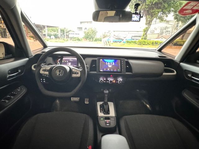 2021 HONDA FIT1.5HOME汽油版~僅跑３萬多KM✅7吋觸控螢幕✅定速巡航✅換檔撥片✅方向盤快控鍵✅恆溫空  第2張相片