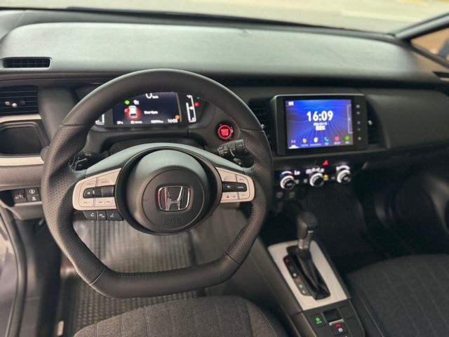 2021 HONDA FIT1.5HOME汽油版~僅跑３萬多KM✅7吋觸控螢幕✅定速巡航✅換檔撥片✅方向盤快控鍵✅恆溫空  第14張相片