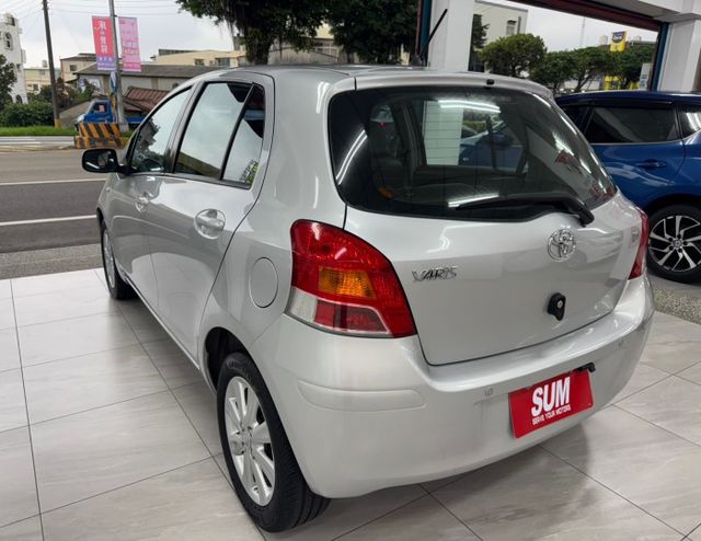 2014 TOTOYA YARIS實跑10萬多KM～保證里程✅方向盤快控鍵✅恆溫空調蜂鳴式✅倒車輔助系統✅電動折疊後視鏡  第11張相片