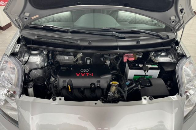 2014 TOTOYA YARIS實跑10萬多KM～保證里程✅方向盤快控鍵✅恆溫空調蜂鳴式✅倒車輔助系統✅電動折疊後視鏡  第14張相片