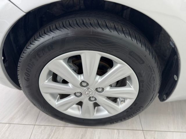 2014 TOTOYA YARIS實跑10萬多KM～保證里程✅方向盤快控鍵✅恆溫空調蜂鳴式✅倒車輔助系統✅電動折疊後視鏡  第15張相片