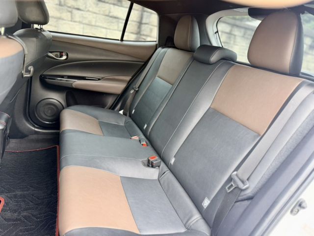 2022 TOTOYA YARIS CROSSOVER~實跑2萬多KM✅I KEY✅方向盤快控鍵✅恆溫空調✅換檔撥片  第6張相片