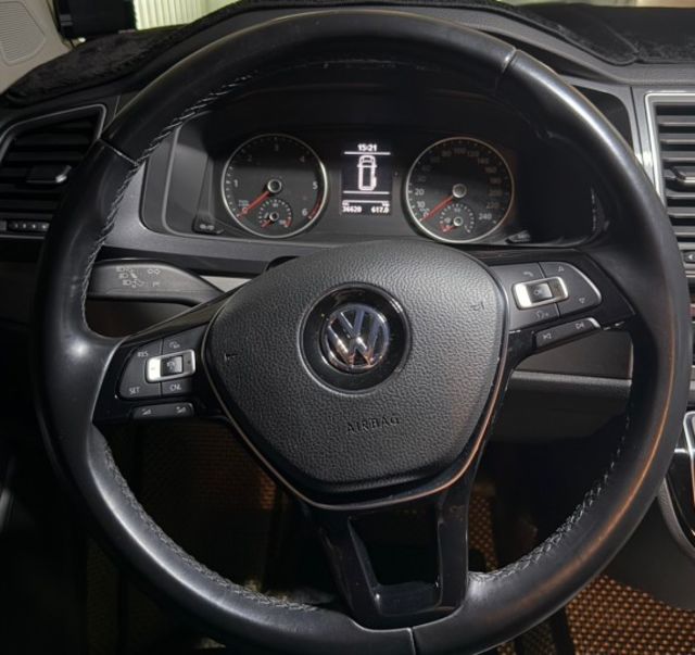 2019 VOLKSWAGEN  MULTIVAN 2.0 TDI ~實跑３萬多KM～保證里程✅定速巡航✅倒車影像輔助  第5張相片