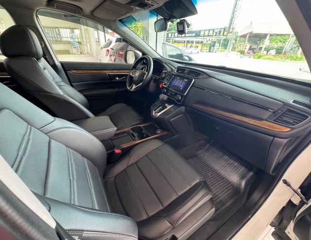 運動休旅車~最頂 S版 一手車~原版件✅定速巡航✅全景式電動天窗✅電動尾門★歡迎蒞臨賞車試乘★  第16張相片