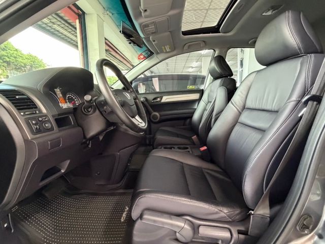 ❱❱❱暢銷休旅車~VTi-S✔️霸氣✔️省稅✔️保值又好開✅電動天窗✅定速巡航✅恆溫空調✅分區溫控  第4張相片
