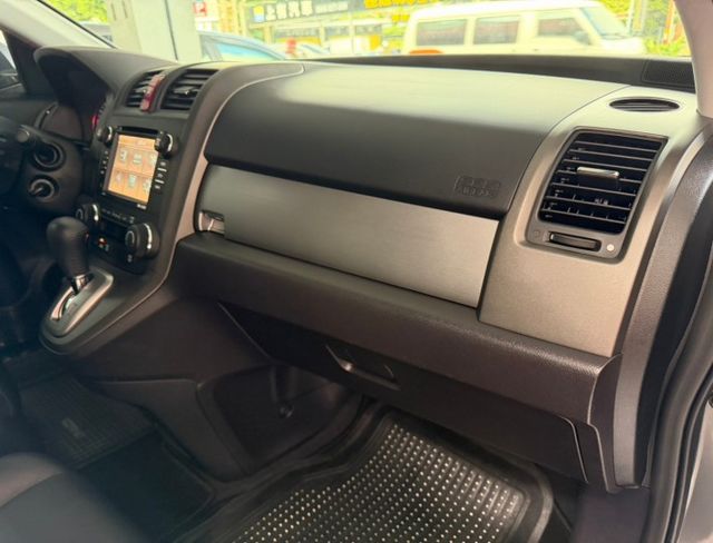 ❱❱❱暢銷休旅車~VTi-S✔️霸氣✔️省稅✔️保值又好開✅電動天窗✅定速巡航✅恆溫空調✅分區溫控  第9張相片