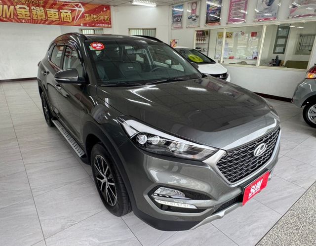 ❱❱❱TUCSON 尊貴TURBO運動休旅車✔️一手車✔️原鈑件✅I KEY✅全景天窗✅駕駛座電動調整✅定速巡航  第17張相片