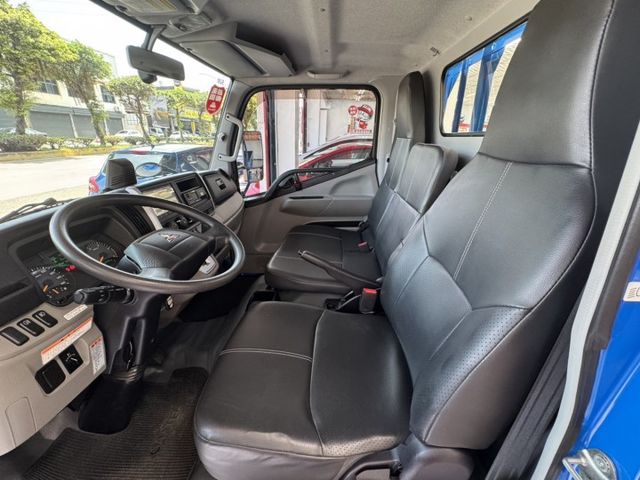 ❱❱❱車況極新✔️空間實用好載貨✔️原鈑件✔️一手車✔️低里程 ✅環景✅盲點✅中控鎖✅ABS防鎖死✅衛星導航✅倒車顯影  第3張相片
