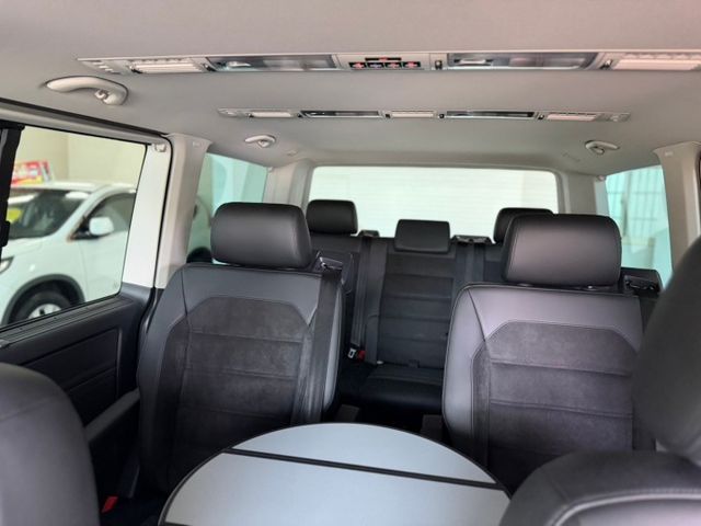 ❱❱❱市場稀有廂型休旅車~鋁圈正BBS~車宿露營 ✅原版件✅低里程✅電動雙側滑門✅電動尾門✅後座折疊小桌  第14張相片