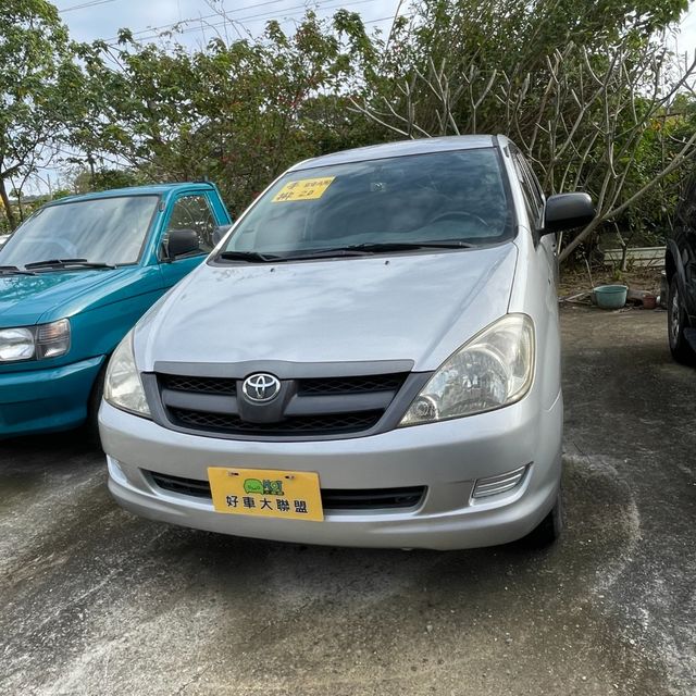 Toyota 豐田 INNOVA  第1張相片