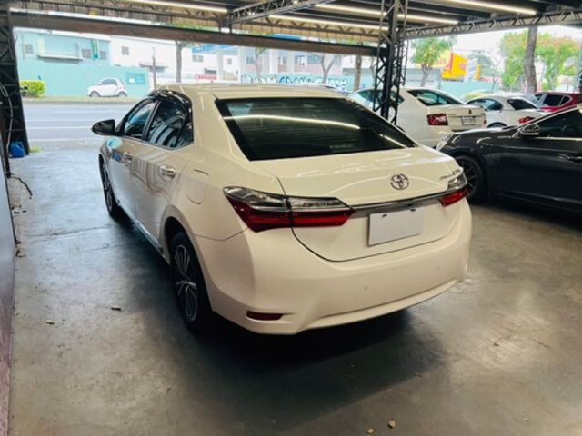 TOYOTA豐田 ALTIS  第14張相片