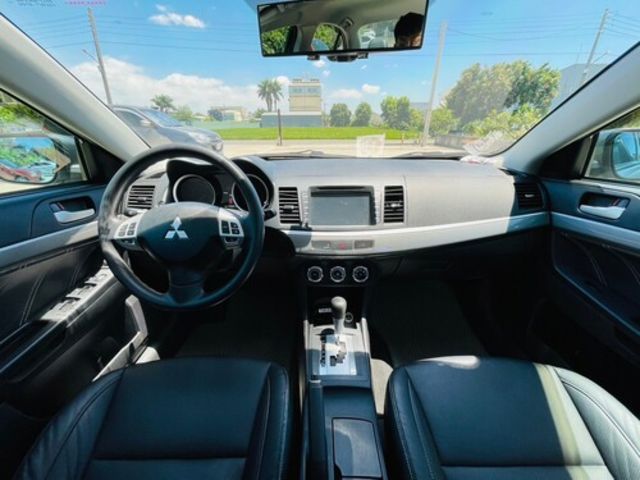 MITSUBISHI三菱 LANCER FORTIS  第3張相片
