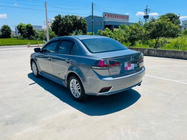 MITSUBISHI三菱 LANCER FORTIS  第10張相片