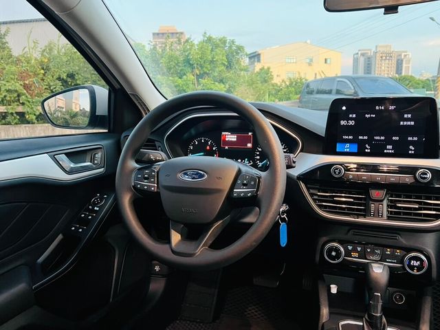 FORD福特 FOCUS  第8張相片
