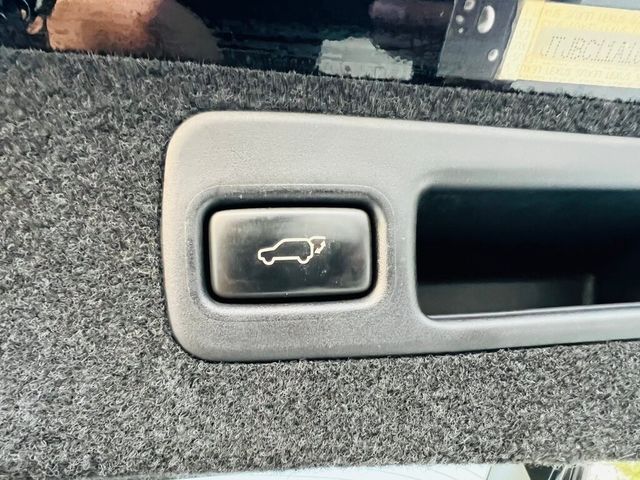 LEXUS凌志 RX450H  第10張相片