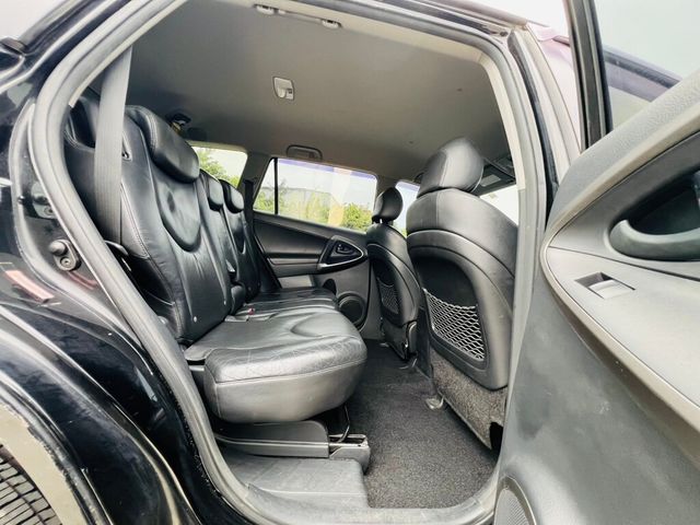 TOYOTA豐田 RAV4  第5張相片